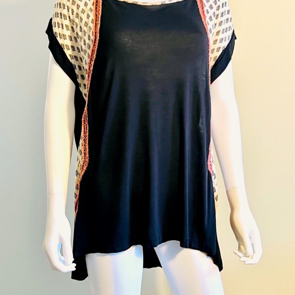 Anthropologie Akemi & Kin Boho Orange & Black Embroidered Sequins Top, M, NWT - Picture 2 of 10